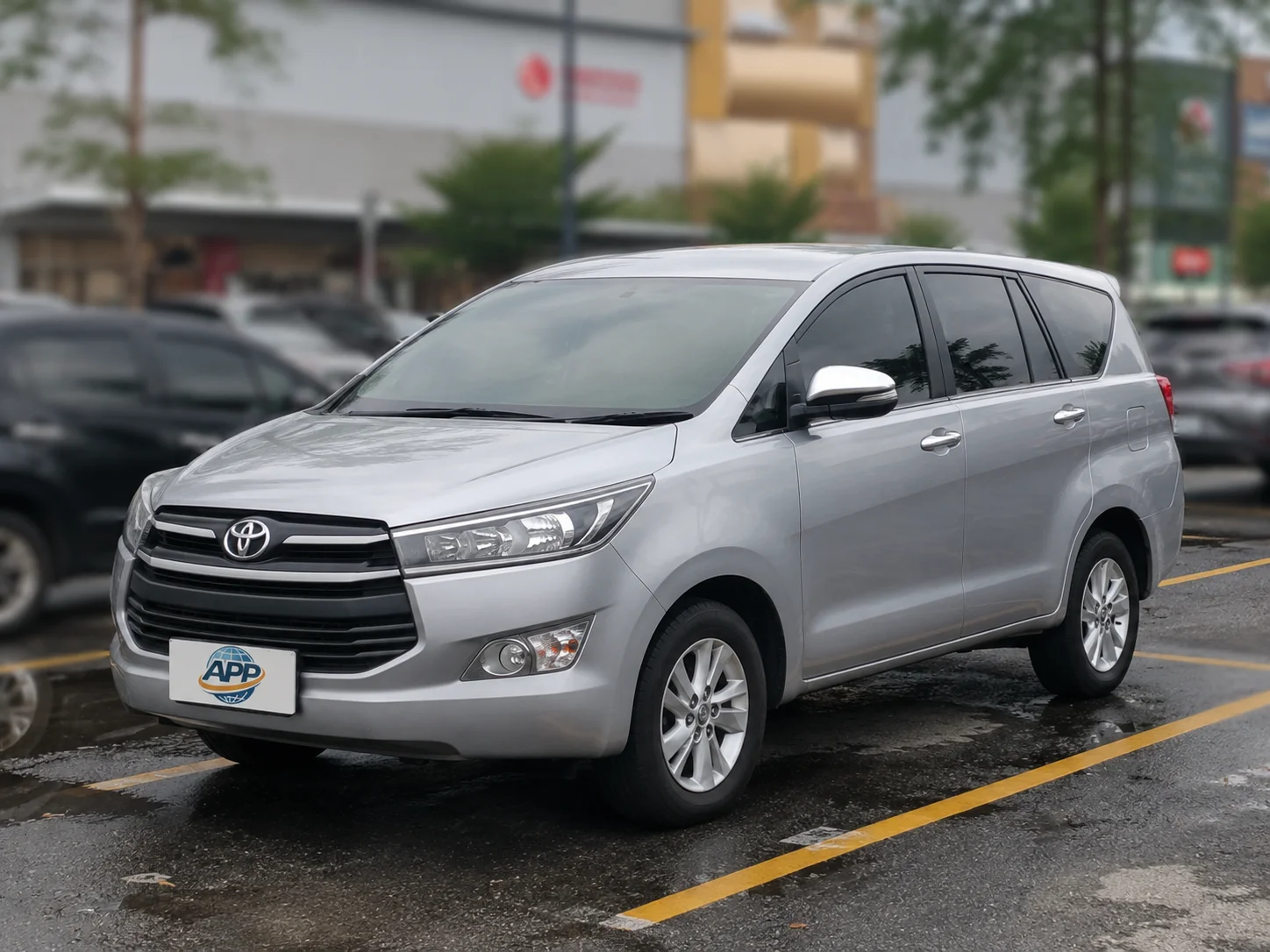 Rental Innova Reborn 2.4 Diesel Automatic - MPV Tangguh untuk Korporat