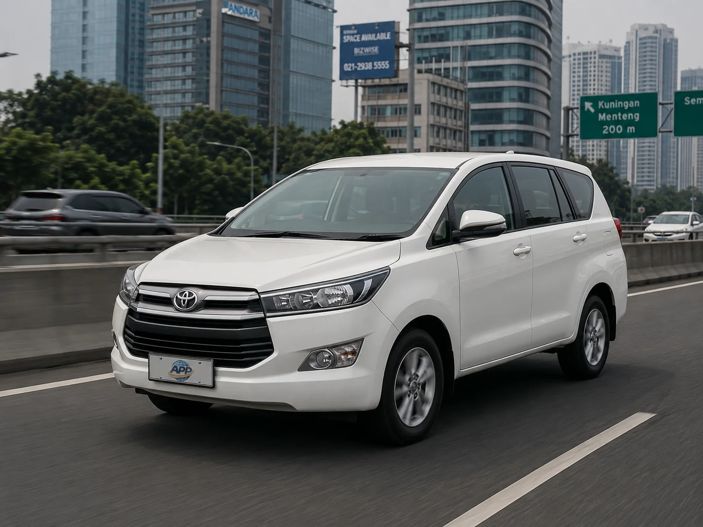 Sewa Toyota Innova Reborn - MPV Executive 7-8 Penumpang untuk Perusahaan